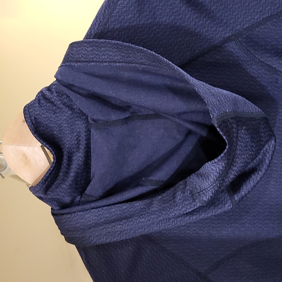 LS active Mondetta Women's medium light jacket/top - Picture 4 of 4